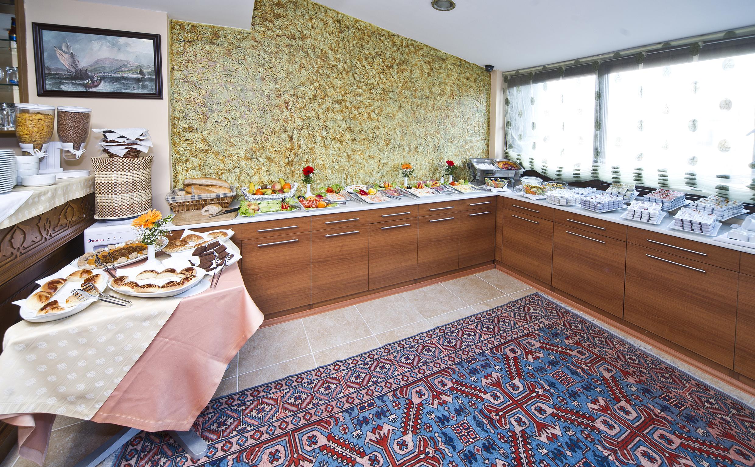 Kupeli Hotel Istanboel Buitenkant foto