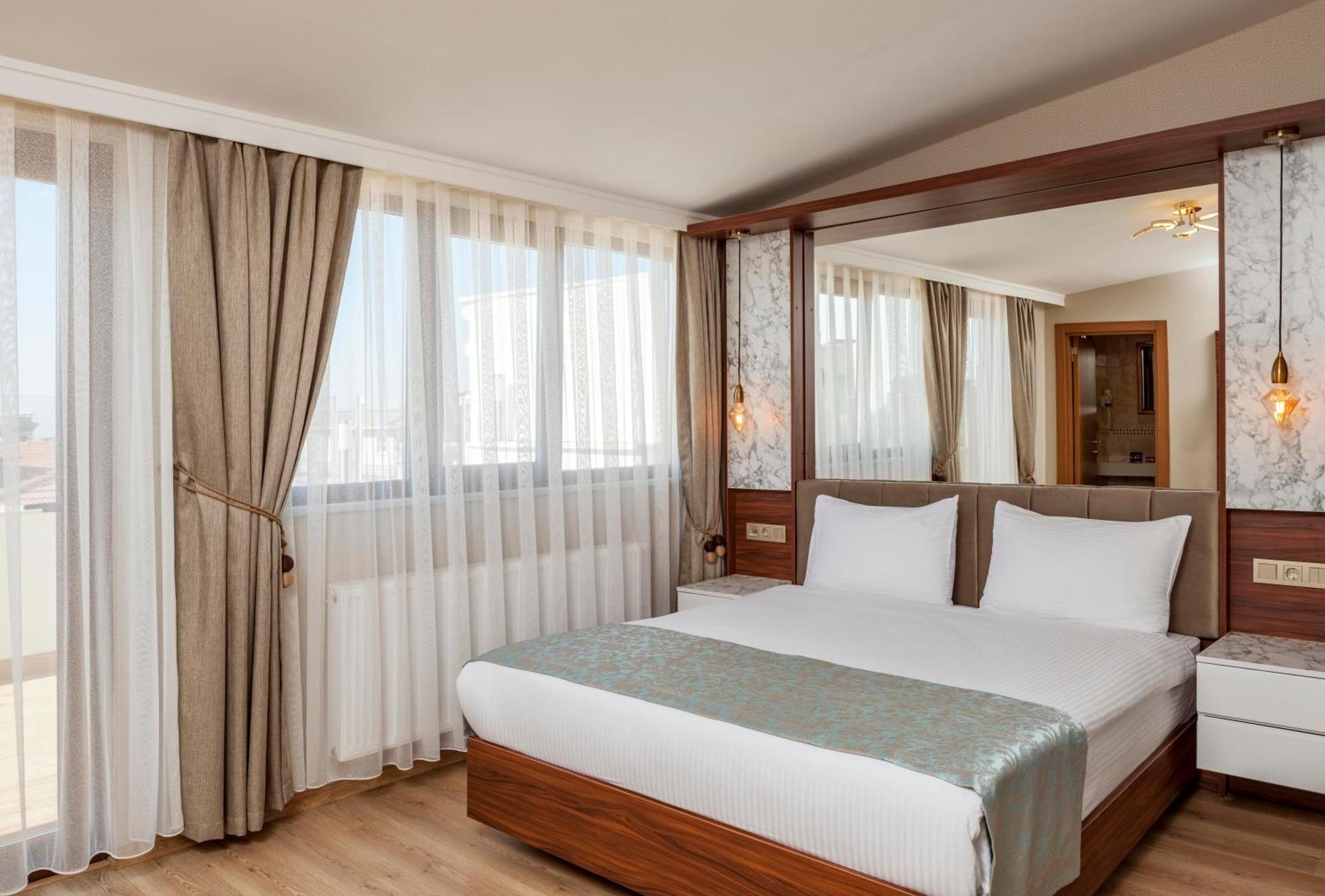 Kupeli Hotel Istanboel Buitenkant foto