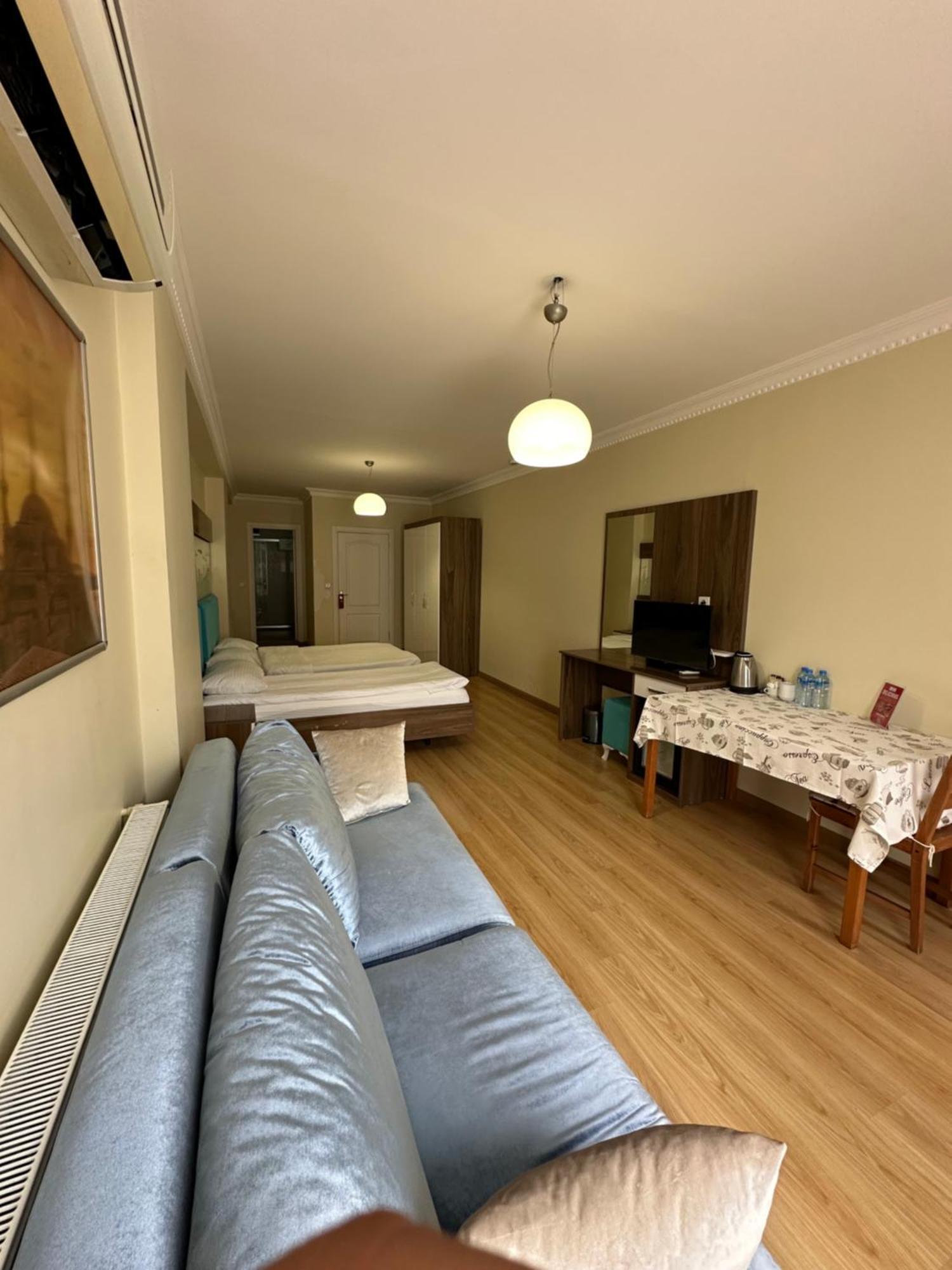 Kupeli Hotel Istanboel Buitenkant foto
