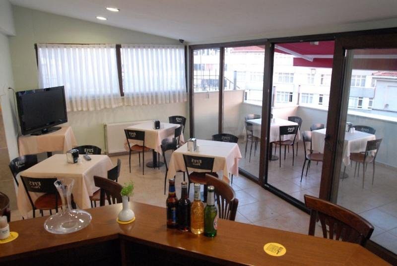 Kupeli Hotel Istanboel Buitenkant foto